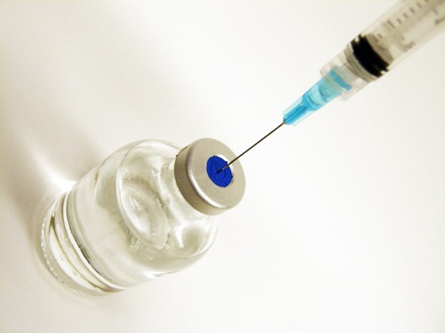 Vaccins Méningite et papillomavirus: décadence et hécatombe en seringue