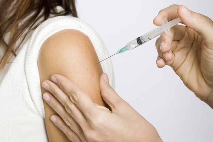 Vaccination jeune fille